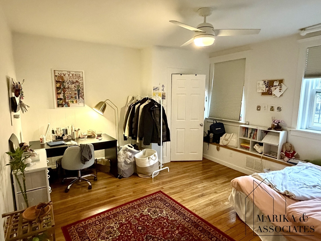 576 Washington Street # 7