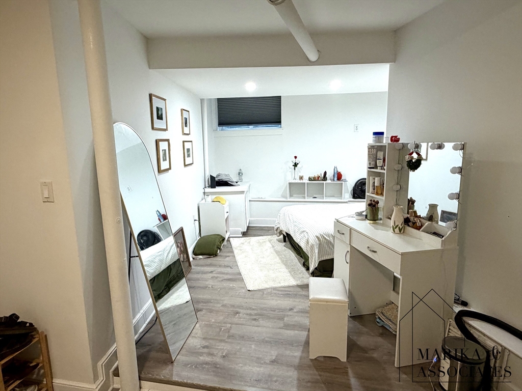 576 Washington Street # 7