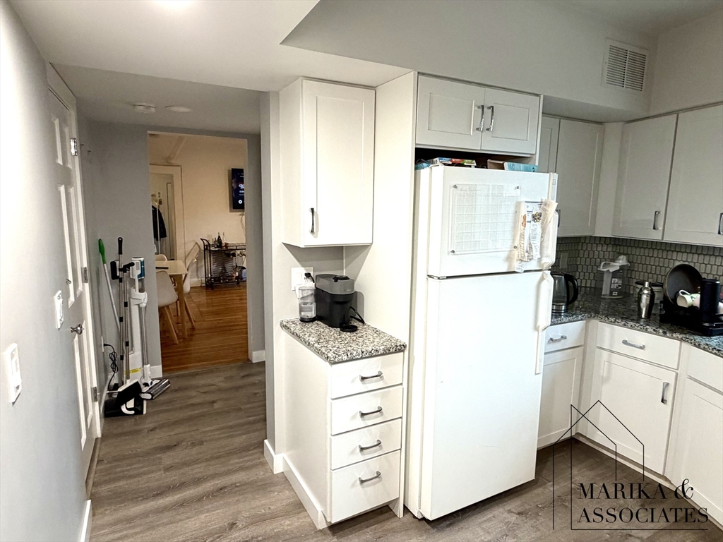 576 Washington Street # 7