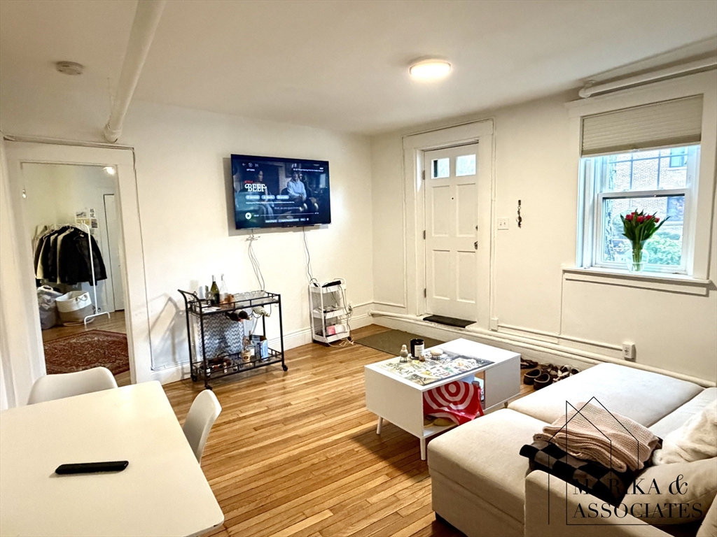 576 Washington Street # 7