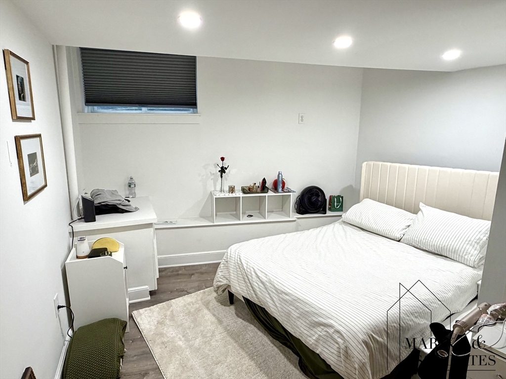 576 Washington Street # 7