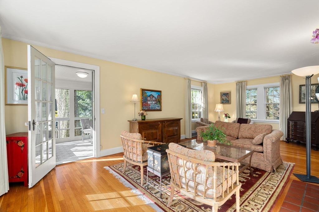 39 Hickory Cliff Rd