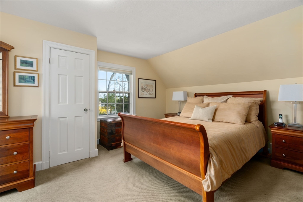 39 Hickory Cliff Rd