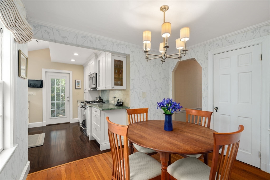 39 Hickory Cliff Rd