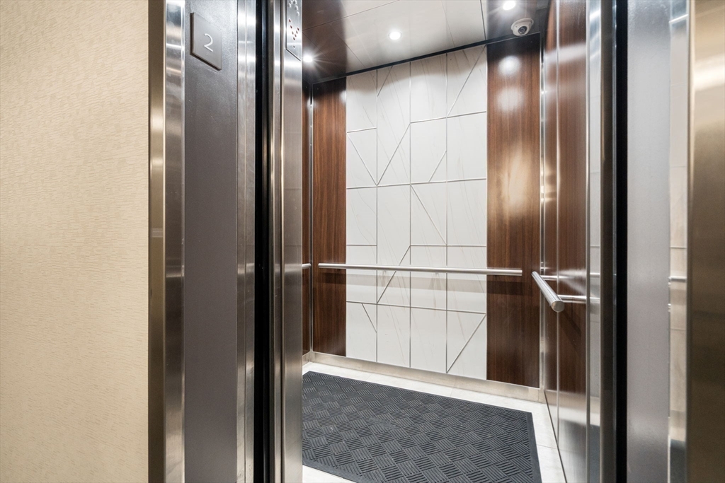 1731 Beacon Street # 119
