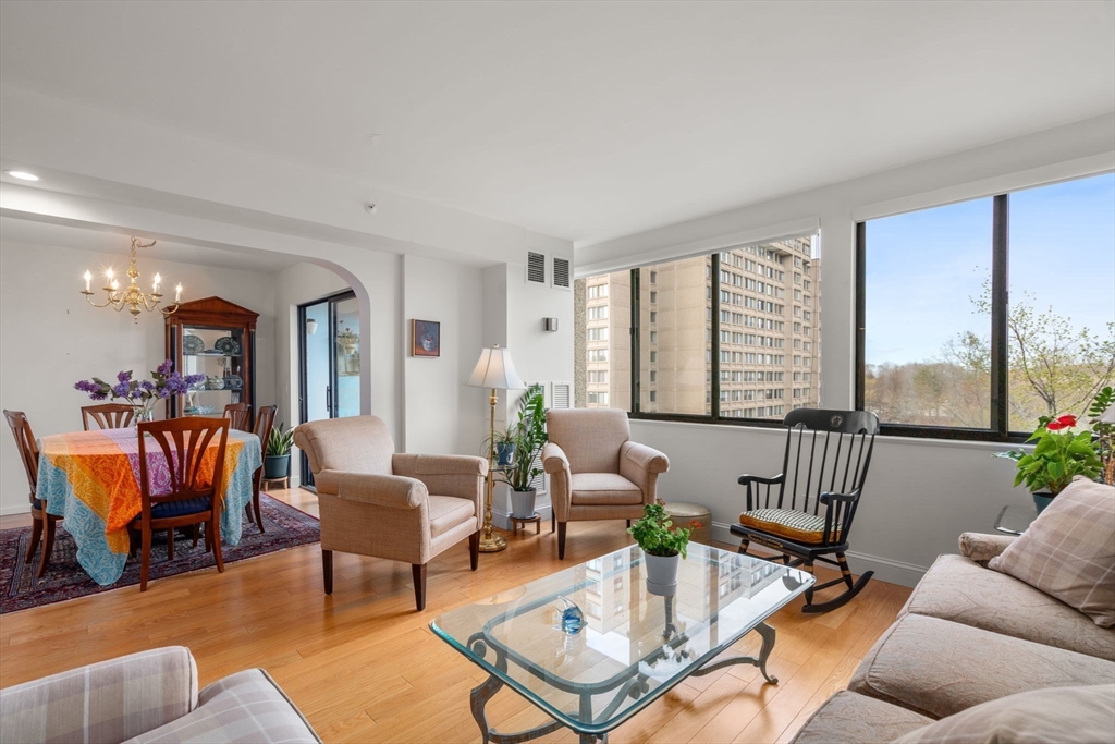250 Hammond Pond Parkway # 705S