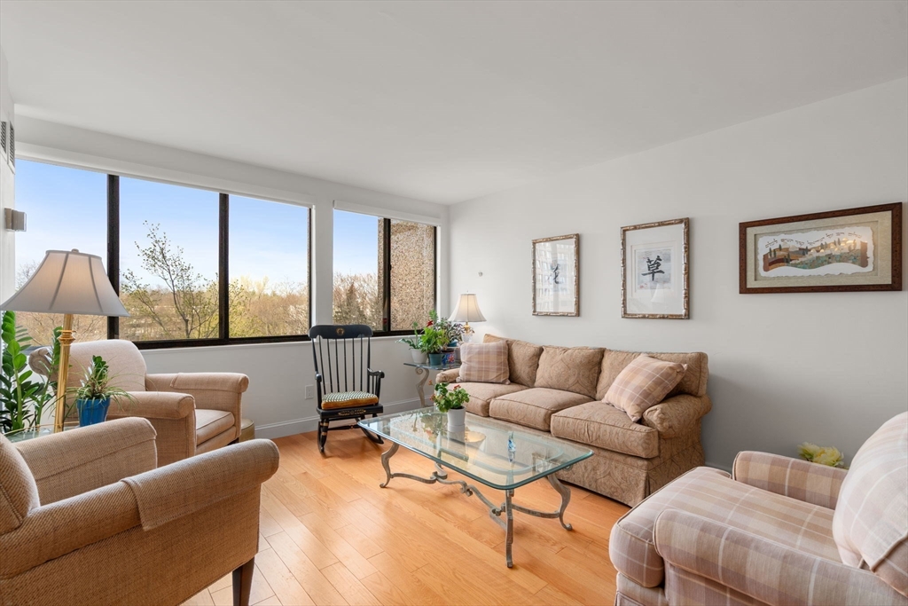 250 Hammond Pond Parkway # 705S