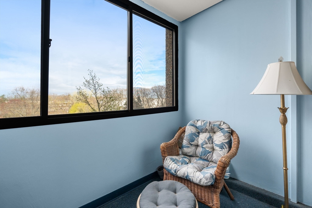 250 Hammond Pond Parkway # 705S
