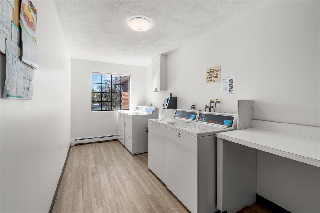 655 Saw Mill Brook Pkwy # 9