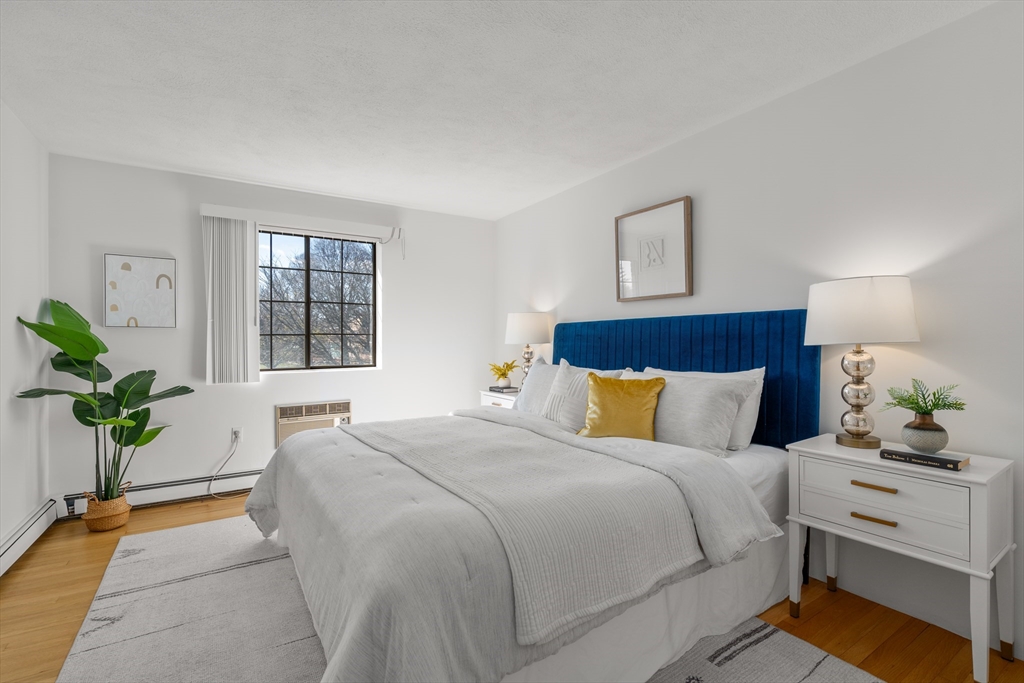 655 Saw Mill Brook Pkwy # 9