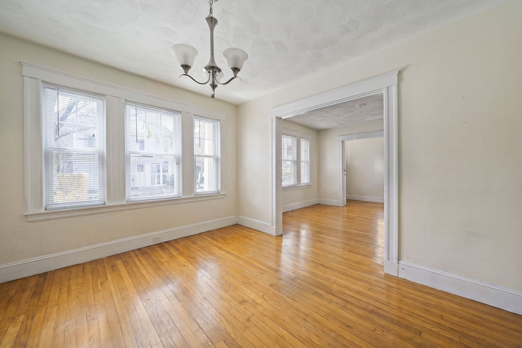20-22 Greenough St