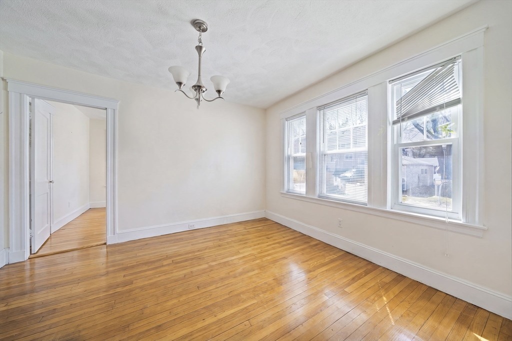 20-22 Greenough St