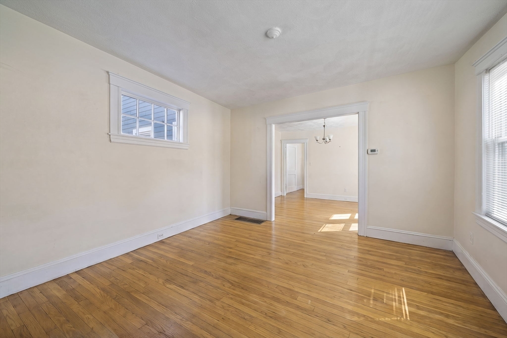 20-22 Greenough St
