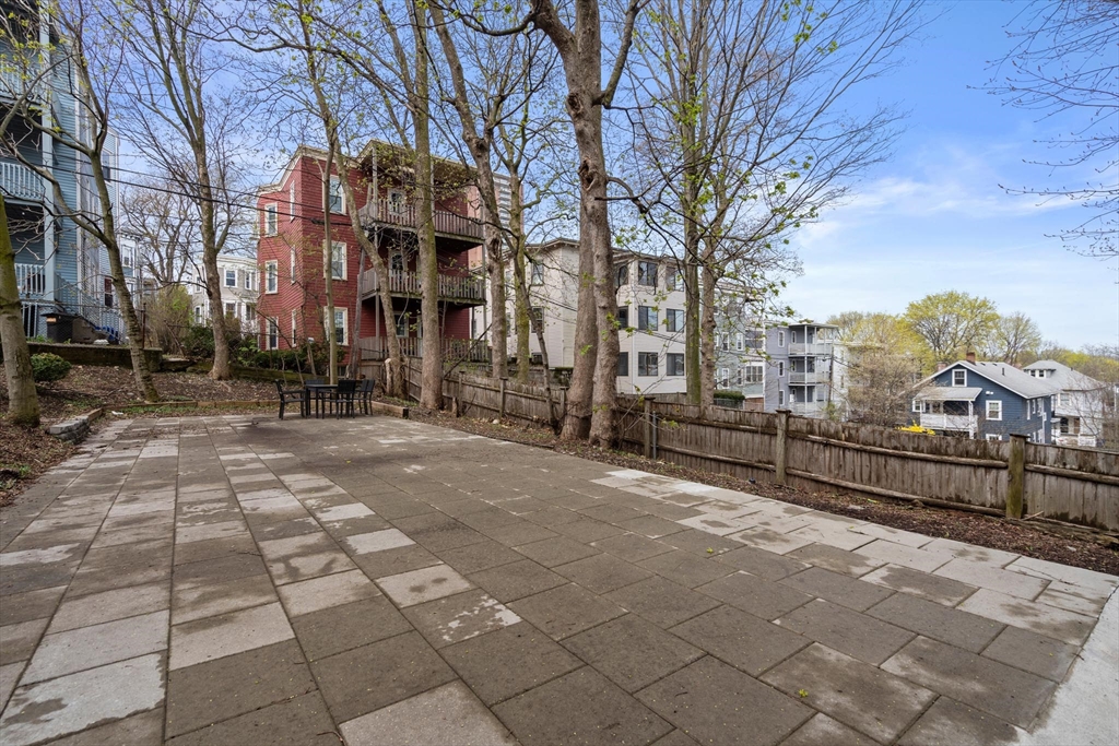 71 Perkins St # 3