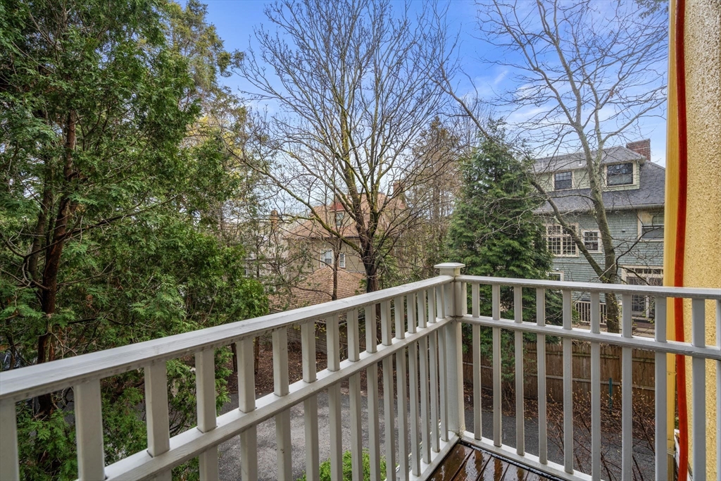 71 Perkins St # 3