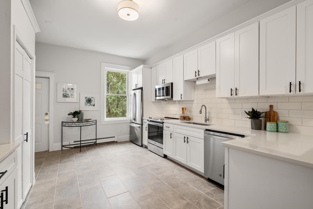 71 Perkins St # 3