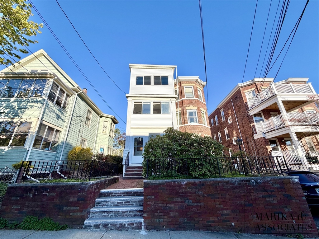 65 Craigie Street # 3