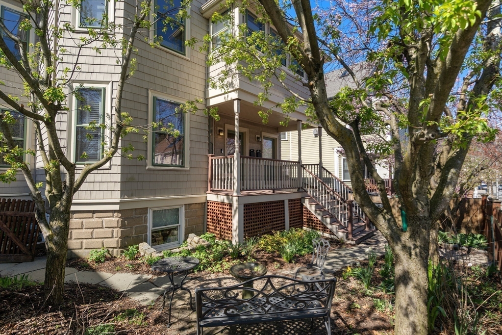320 Concord Ave # 320
