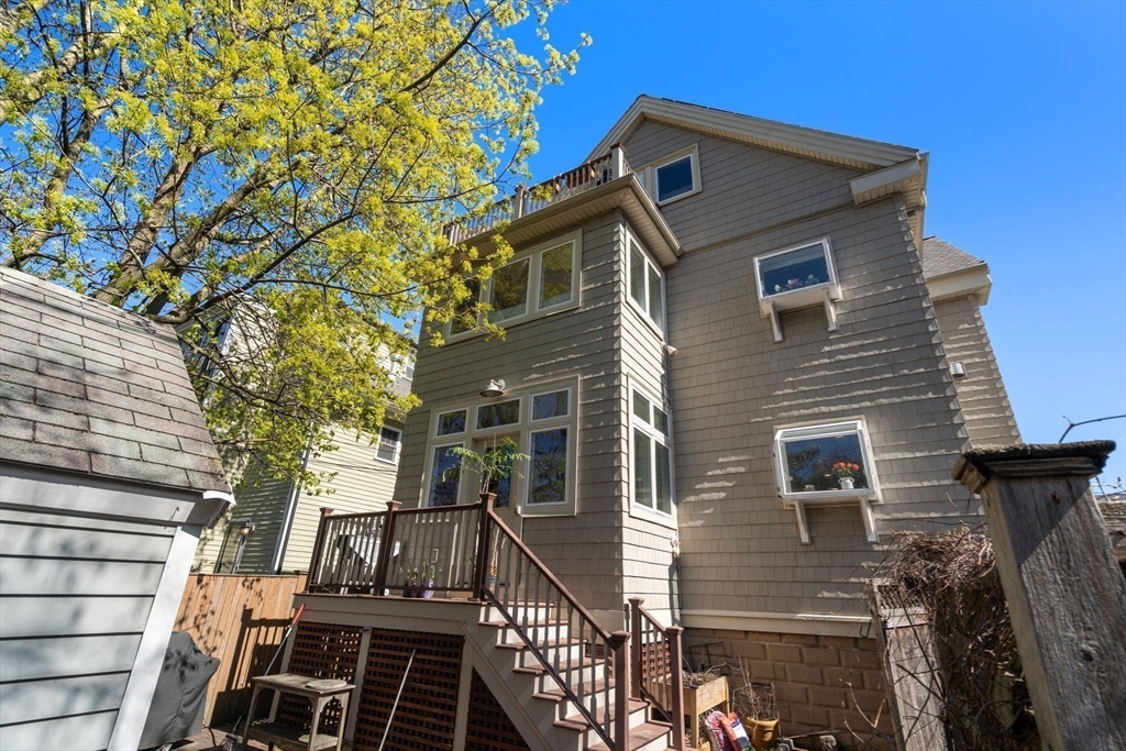 320 Concord Ave # 320