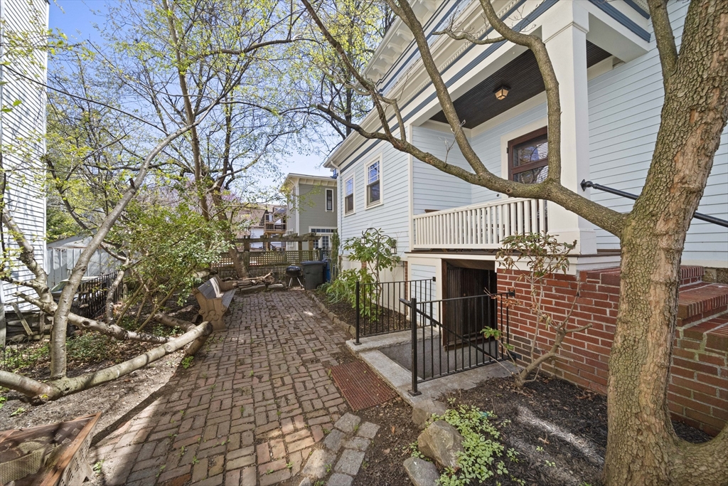 2 Florence Street