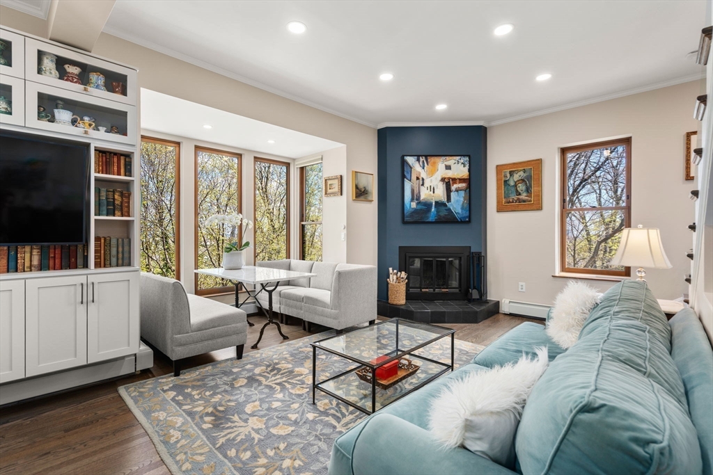 101 Summit Ave # D