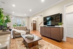 221 Freeman St # 221