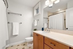 221 Freeman St # 221