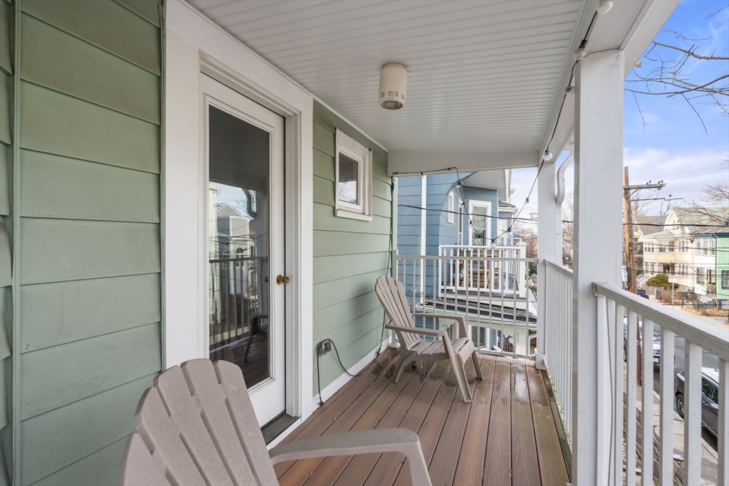 8 Seven Pines Ave # 2