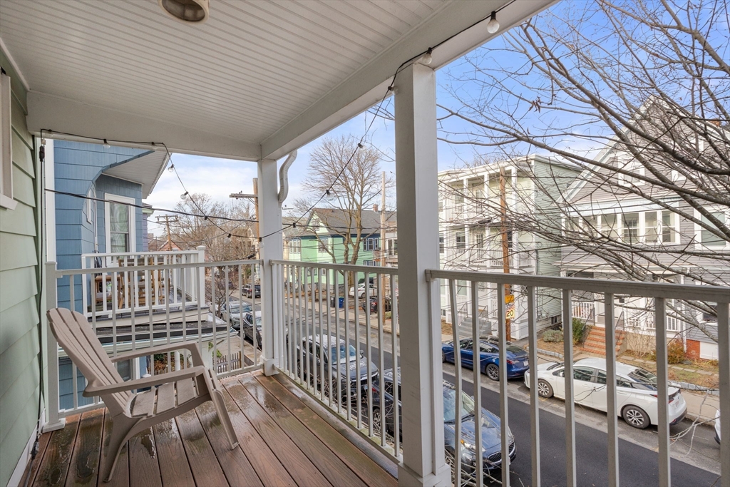 8 Seven Pines Ave # 2