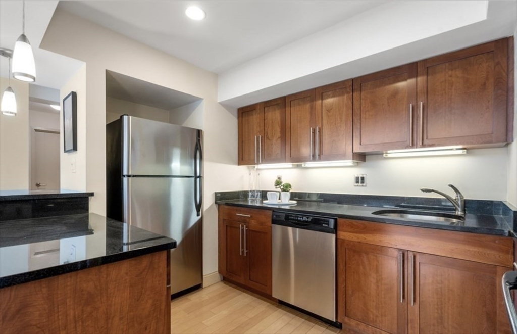 1600 Beacon Street # 808