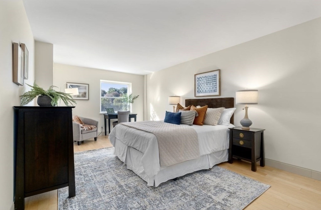 1600 Beacon Street # 808