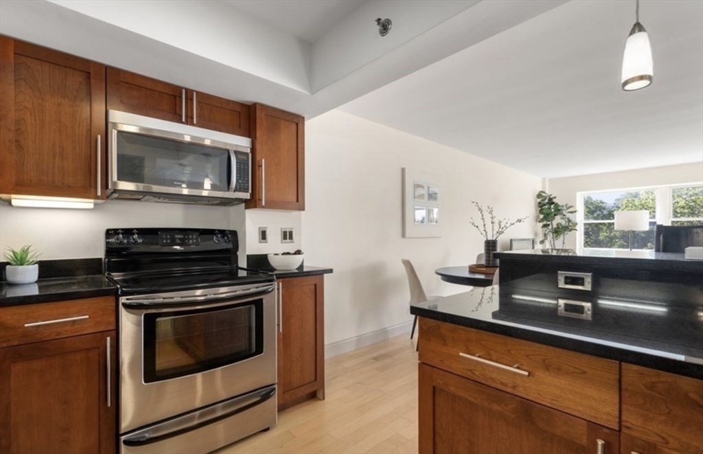 1600 Beacon Street # 808