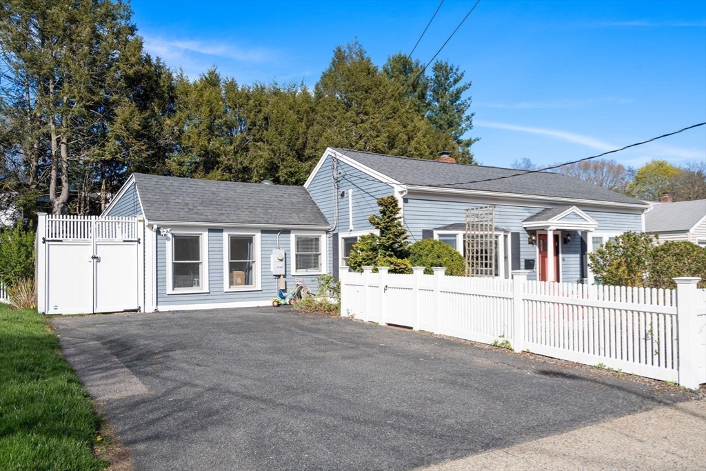 16 Fredette Rd