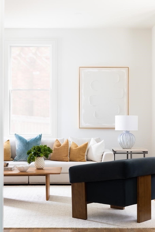21 Kent Square # 1