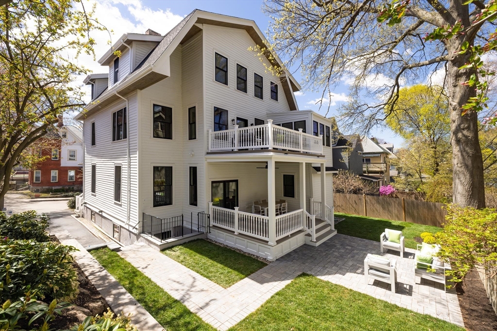 21 Kent Square # 1