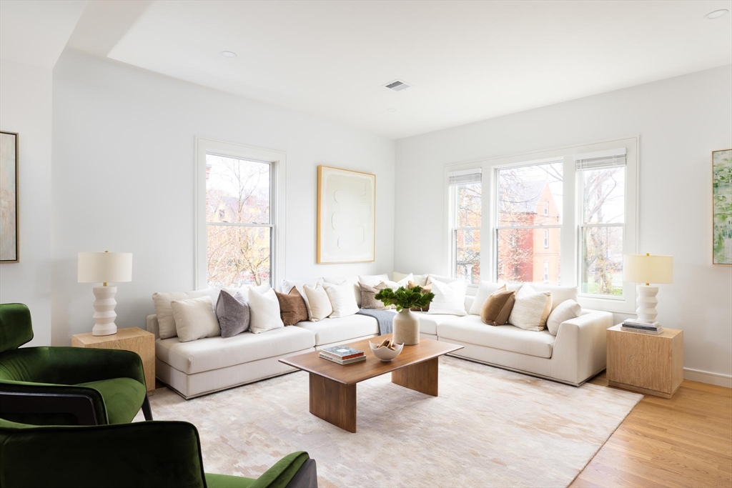 21 Kent Square # 2