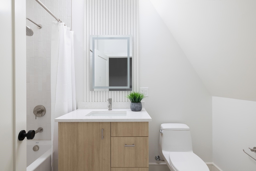 21 Kent Square # 2