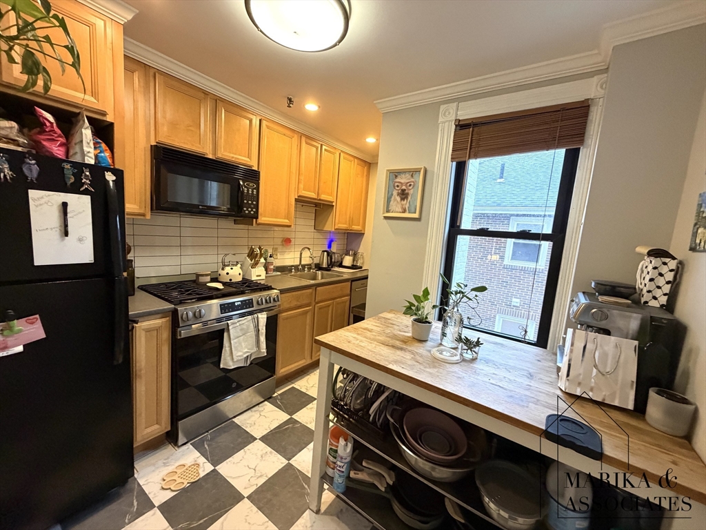 26 Commonwealth Terrace # 15