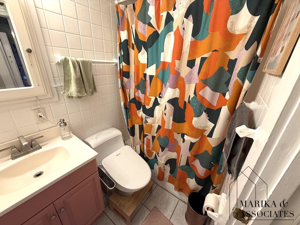 26 Commonwealth Terrace # 15