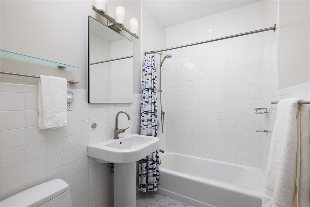 14 Marshal Street # 1