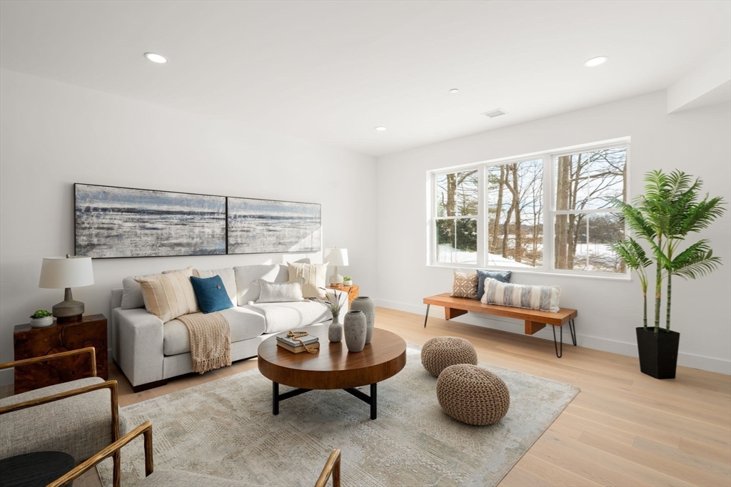16 Stearns Rd 103 # 203