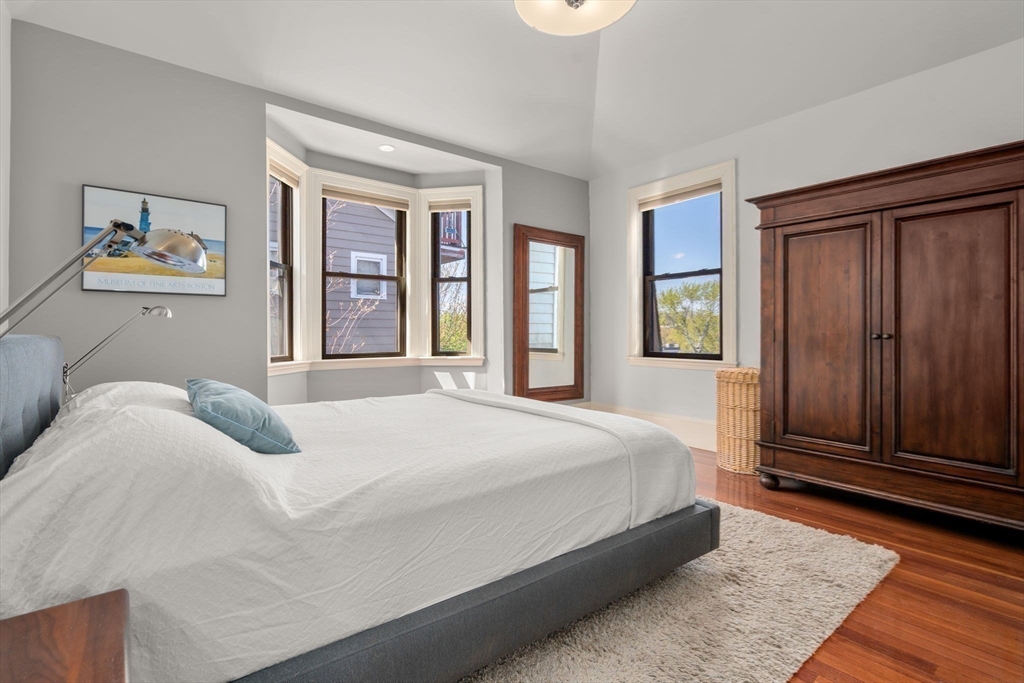 60 Sheridan St. # 3