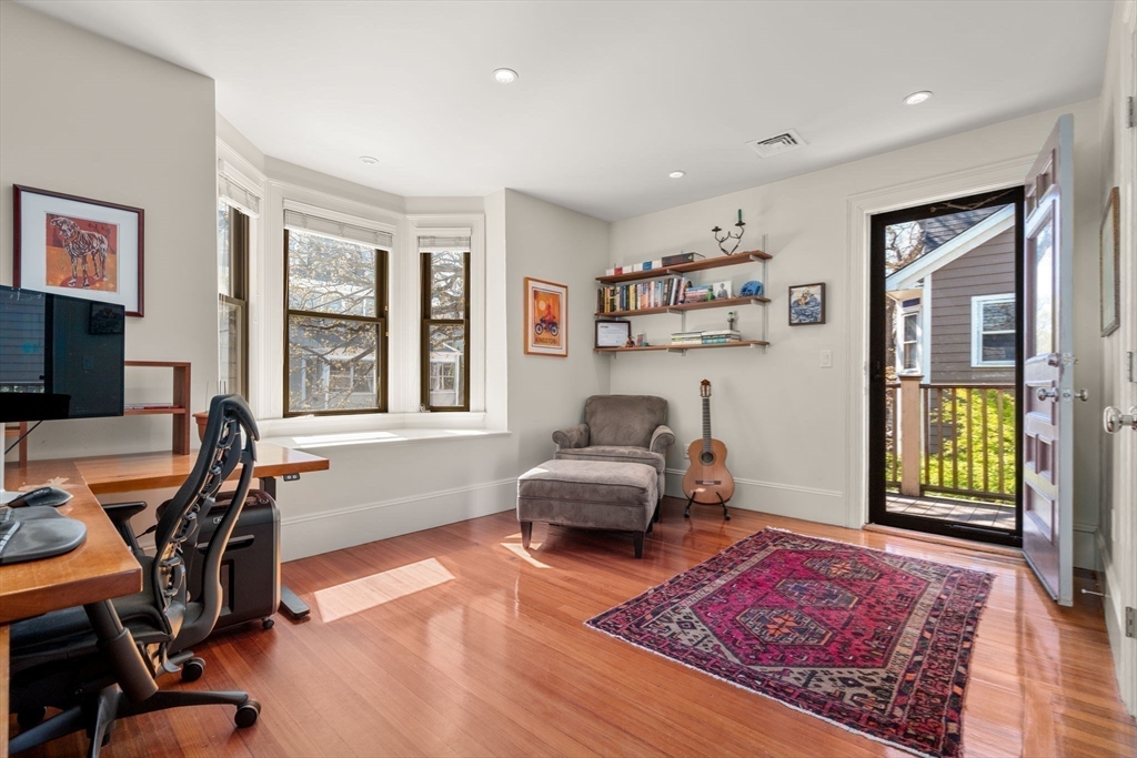60 Sheridan St. # 3
