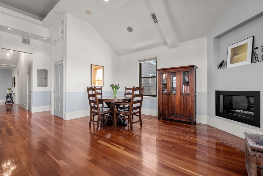 60 Sheridan St. # 3