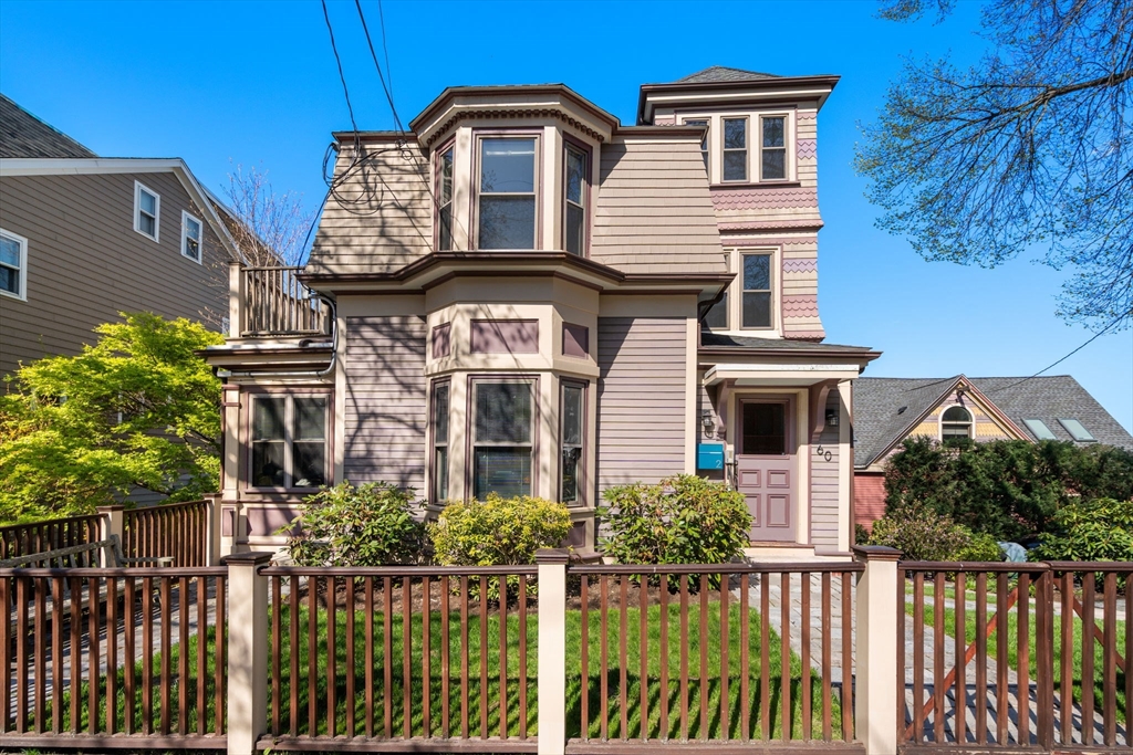 60 Sheridan St. # 3