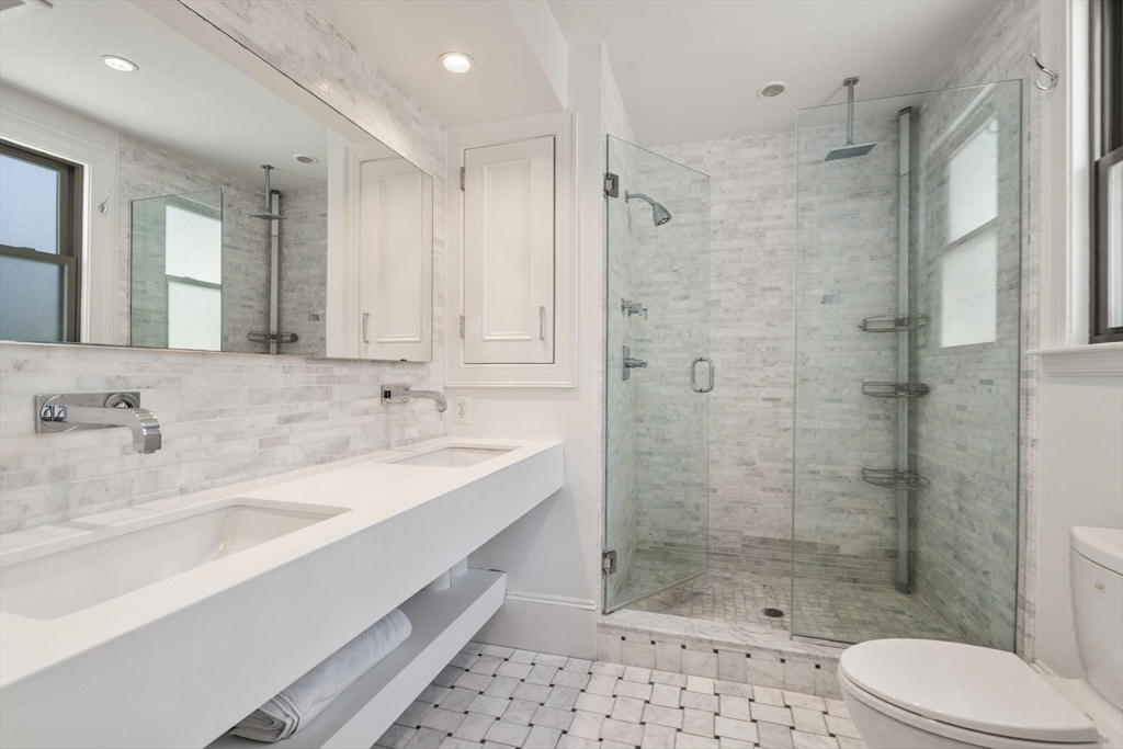 60 Sheridan St. # 3