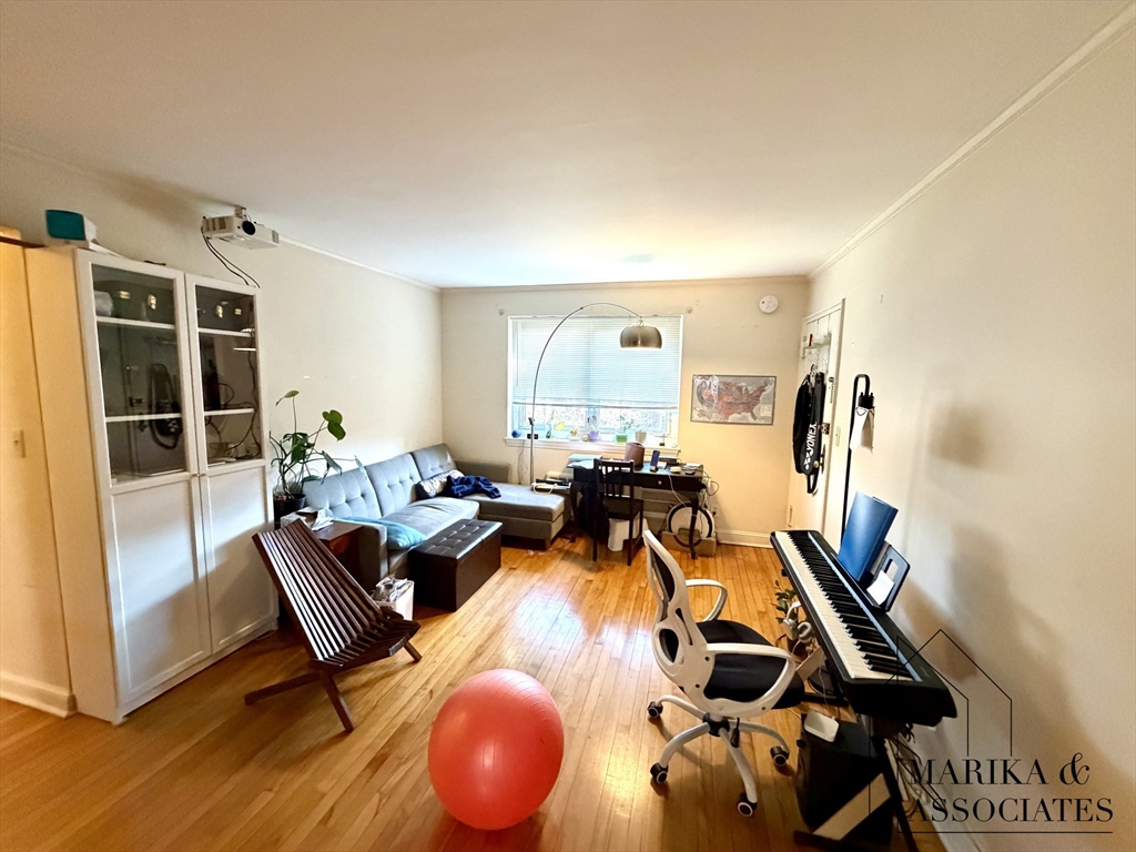 30 St Paul Street # 6