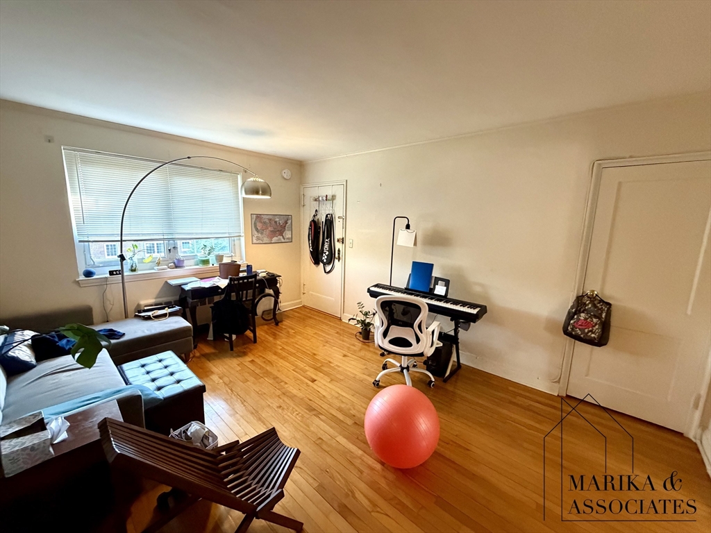 30 St Paul Street # 6