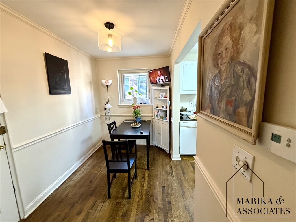 30 St Paul Street # 6