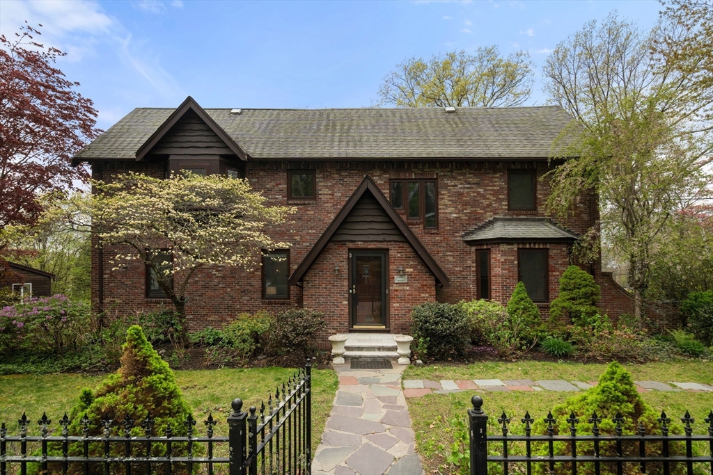 110 Wallis Rd.